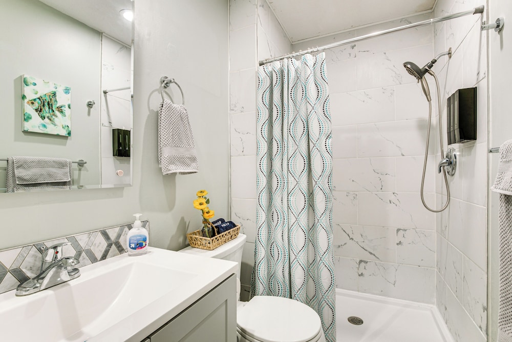 Shop, Dine & Unwind: Walkable Overland Park Home