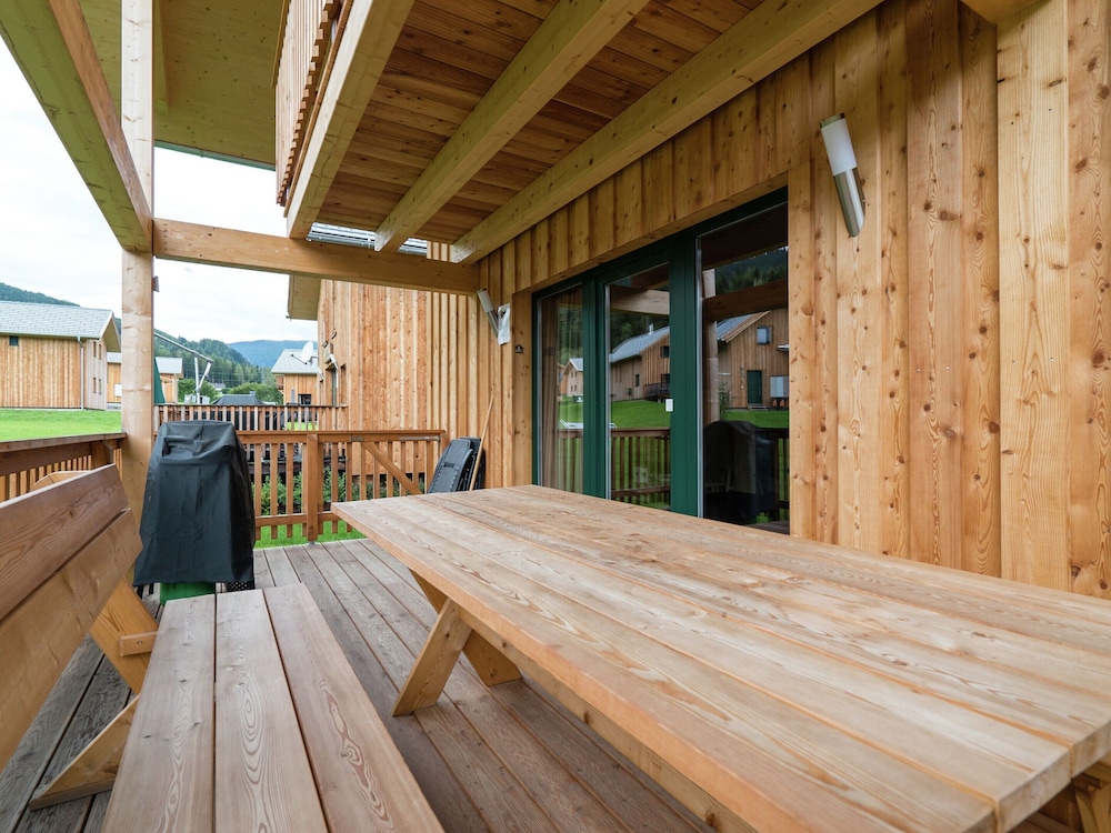 Spacious Chalet With Infrared Sauna