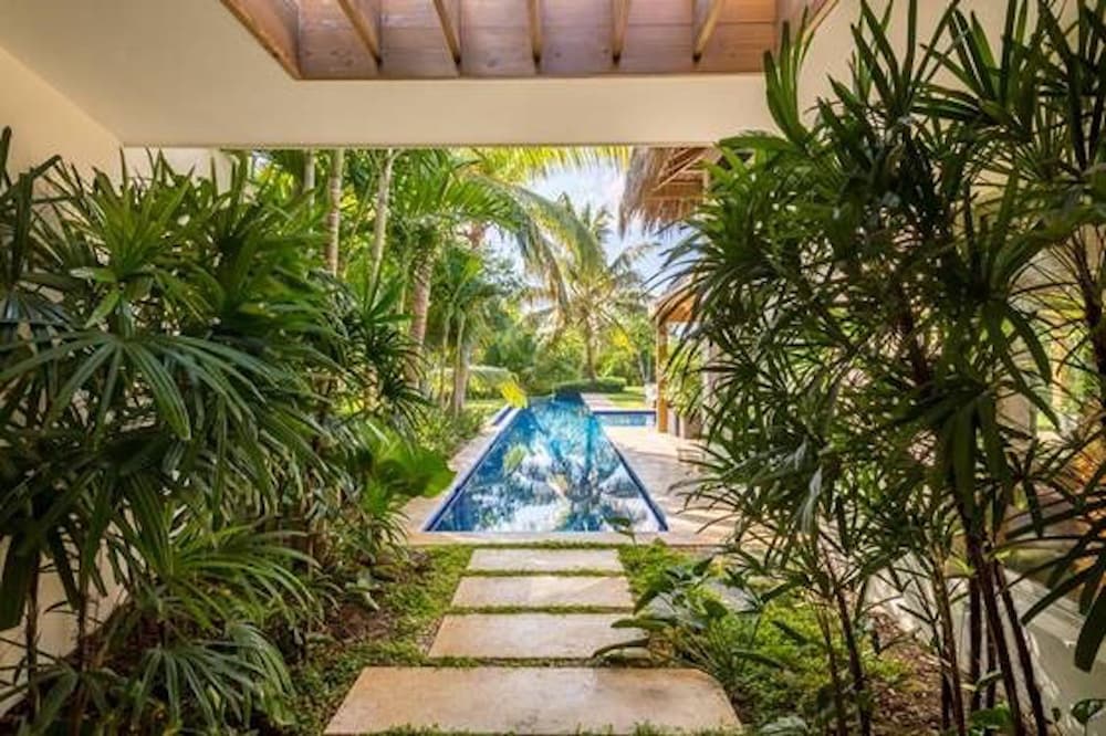 Agape Villa by Unlimited Luxury Villas