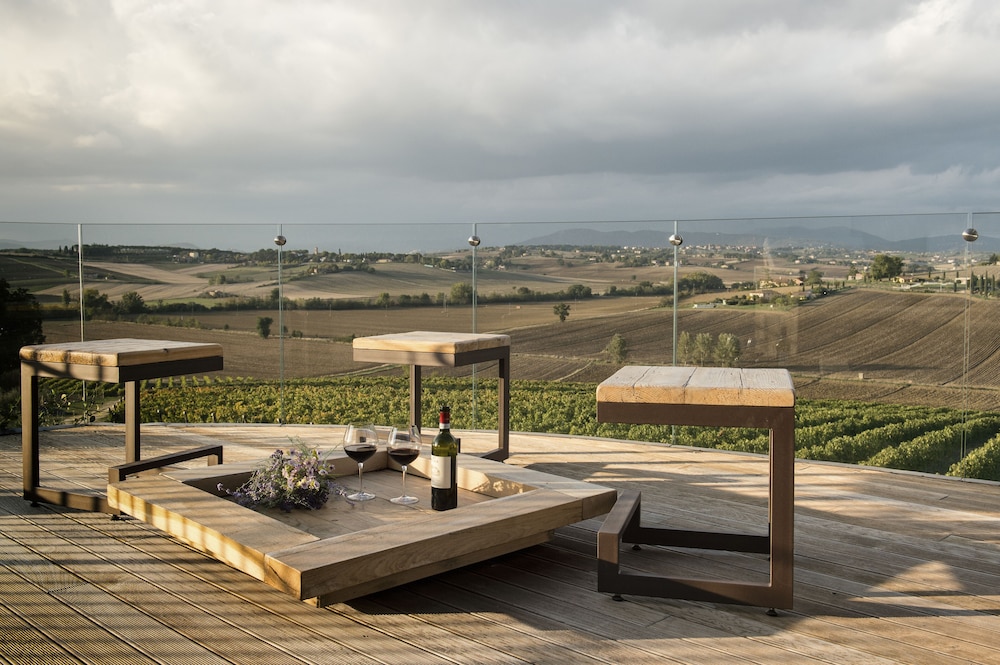 Tenuta Dei Mori