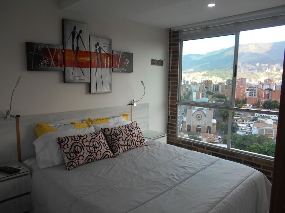 Laureles elegant Spring City Treat
