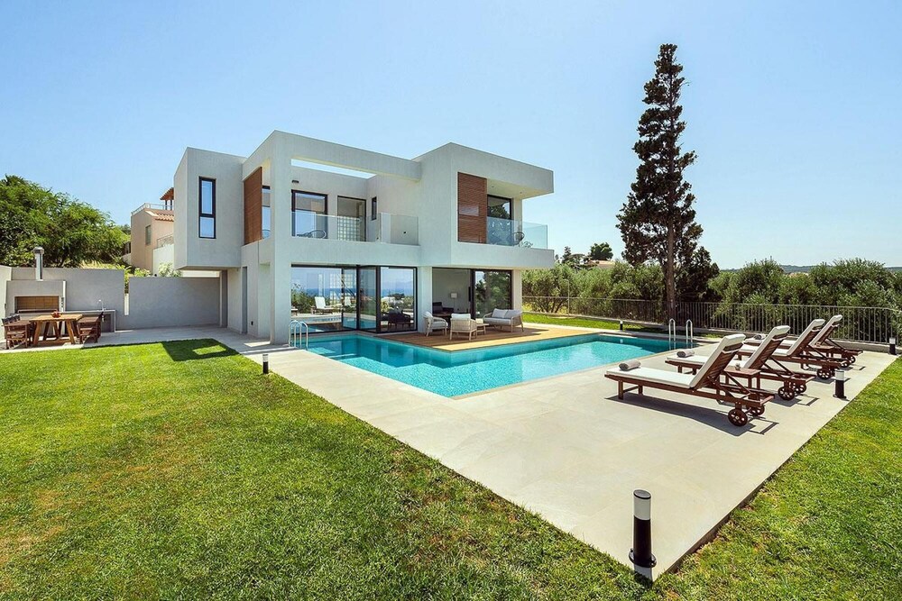 Sea View 4 Bedroom Villa With a Heated Pool view 5