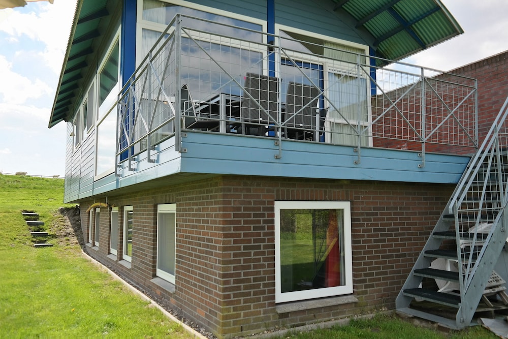 "6pers. Modern House With a View of the Lauwersmeer With 2 Terraces" view 2