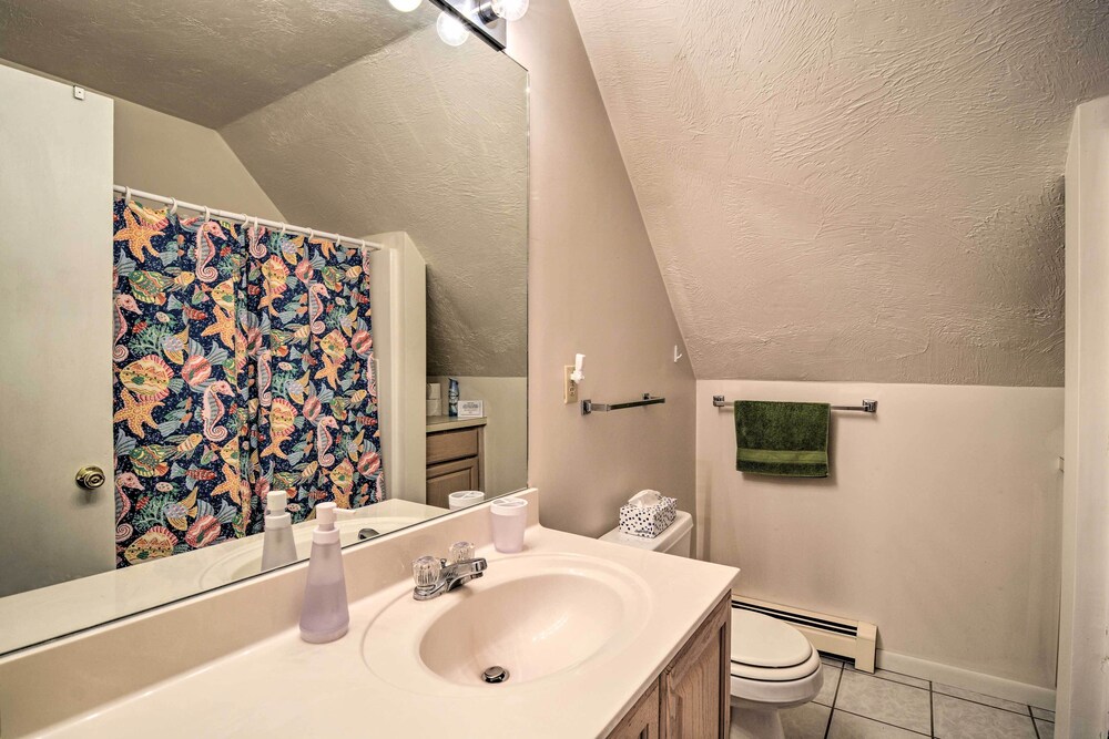 Lakefront Bellaire Getaway w/ Kayaks, Dock & Grill view 4