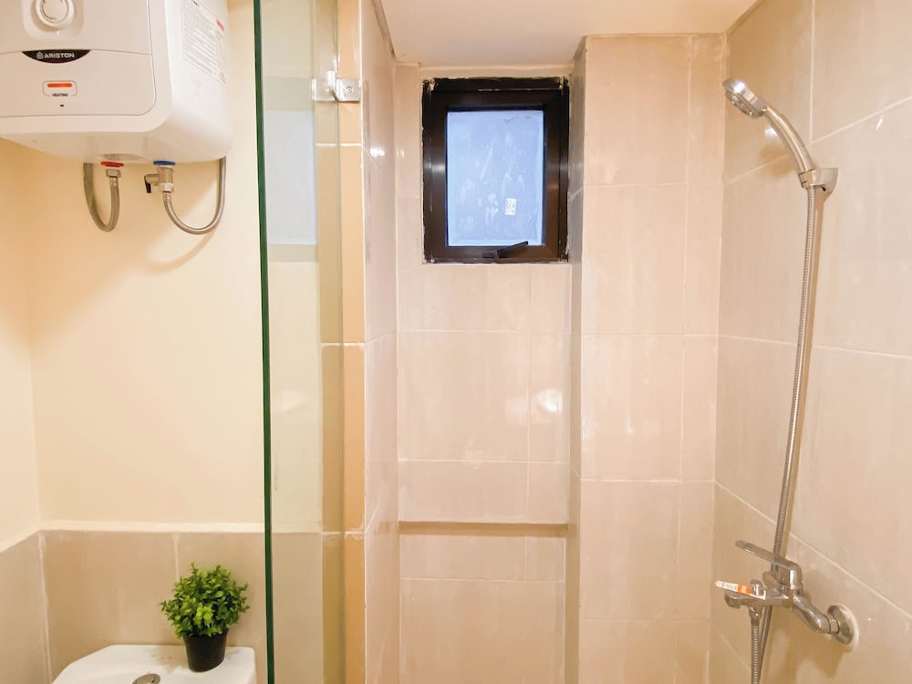 Modern Contemporary 2Br Apartment At Meikarta