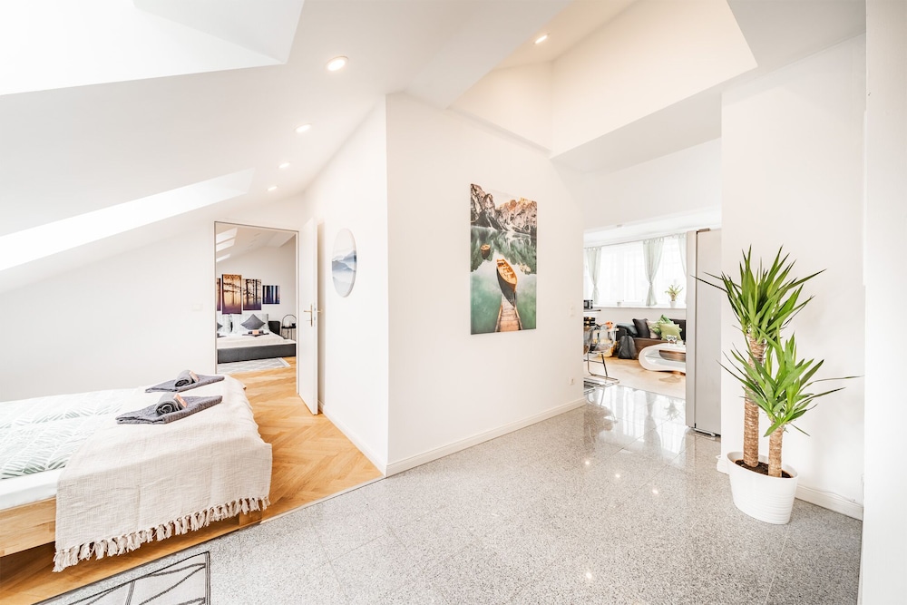 Terrace Apartment near Danube