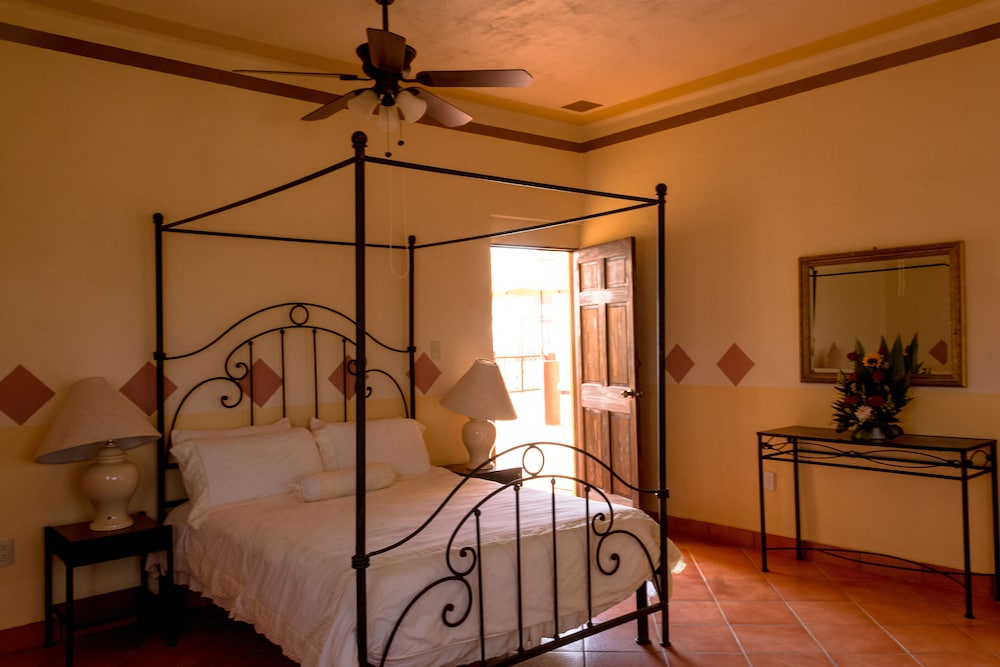 Hacienda Pozo Cota view 2