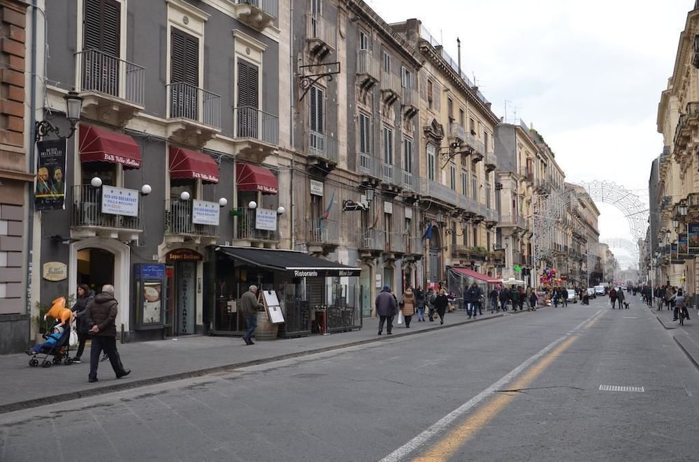 Hotel B&B Villa Bellini - Image 1