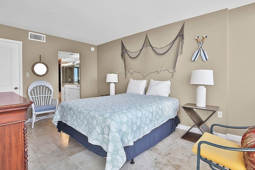 Sands Beach Club Ph1114 4 Bedroom Condo