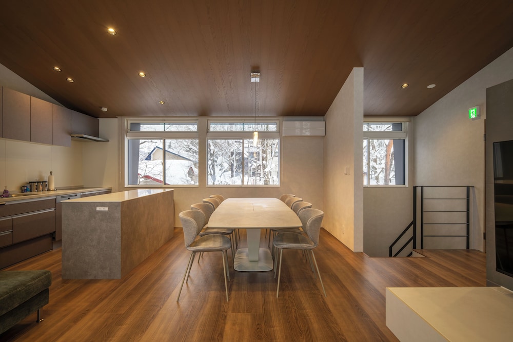 Chalet Infinity