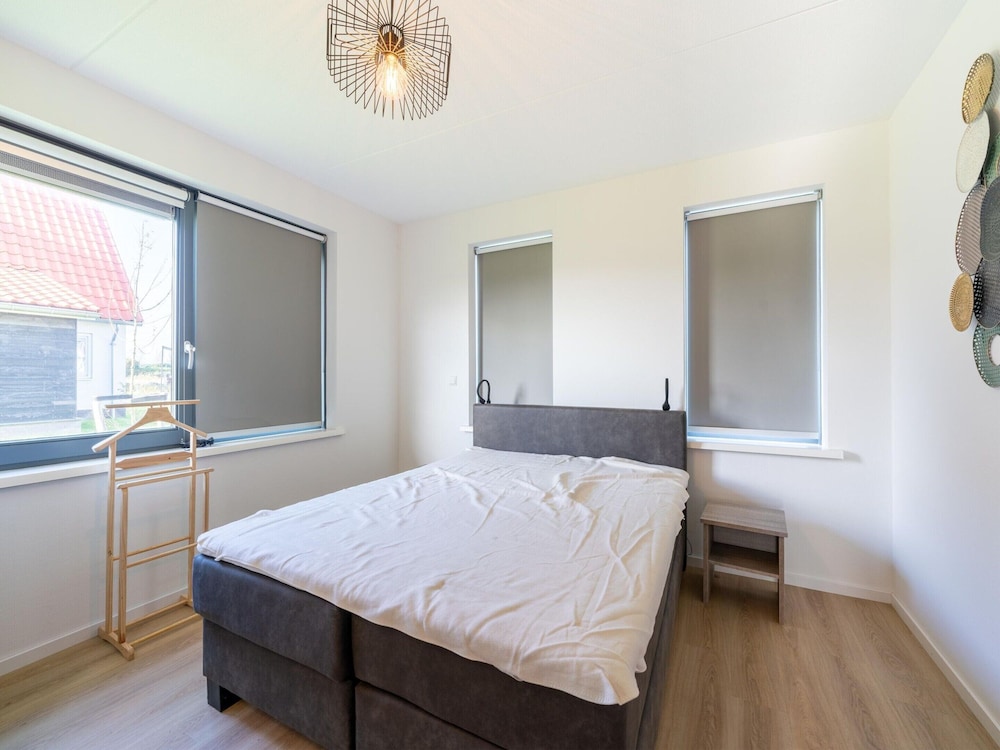 Holiday Home in Scherpenisse Near Nature Reserve