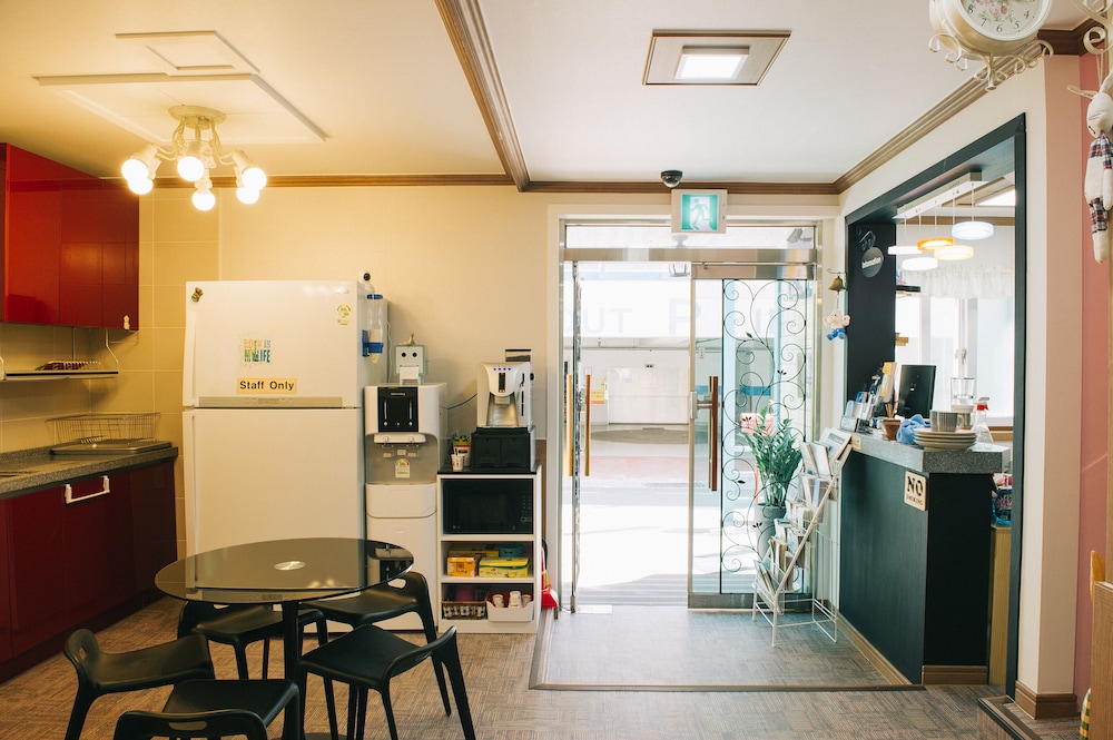 We Guest House - Hostel