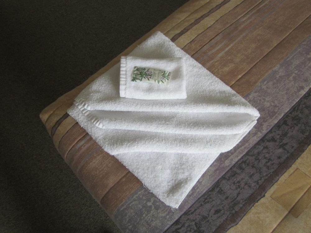 Raymar Motor Inn