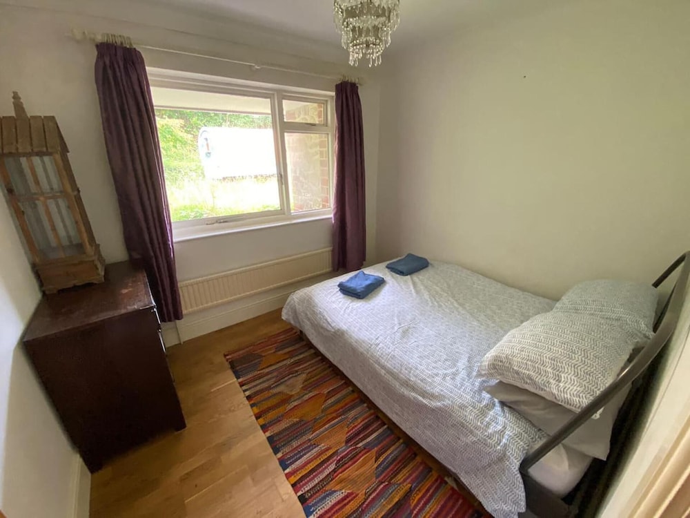 Family Home With Large Garden and Pool Near Totnes view 2