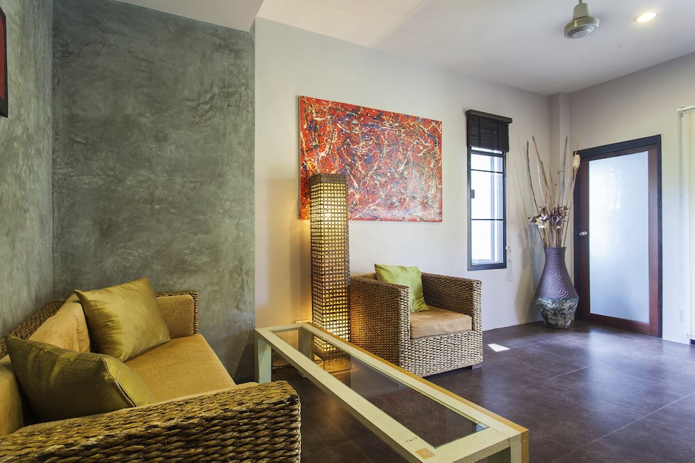 Charu Bay Villas