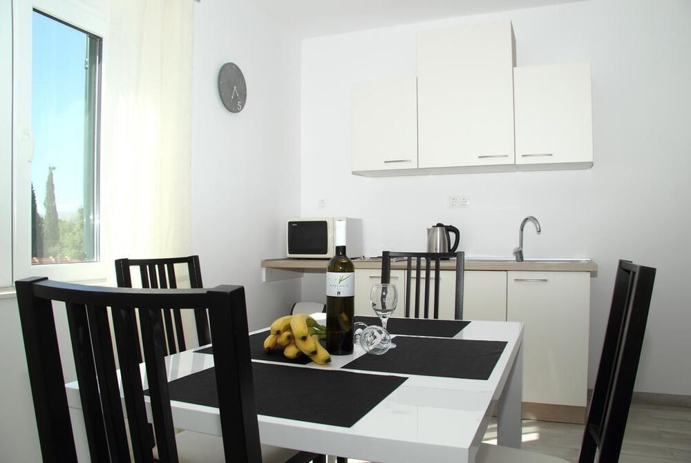 Mocici apartments view 5