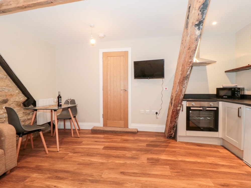 Purbeck Hotel Apartments - Flat 5