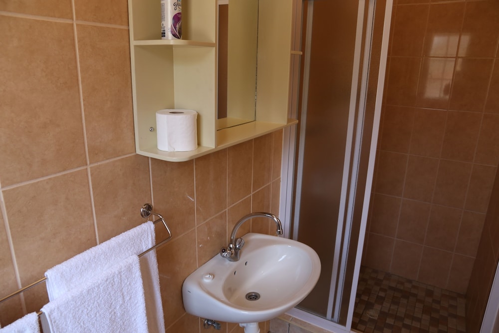 Capbon Guesthouse
