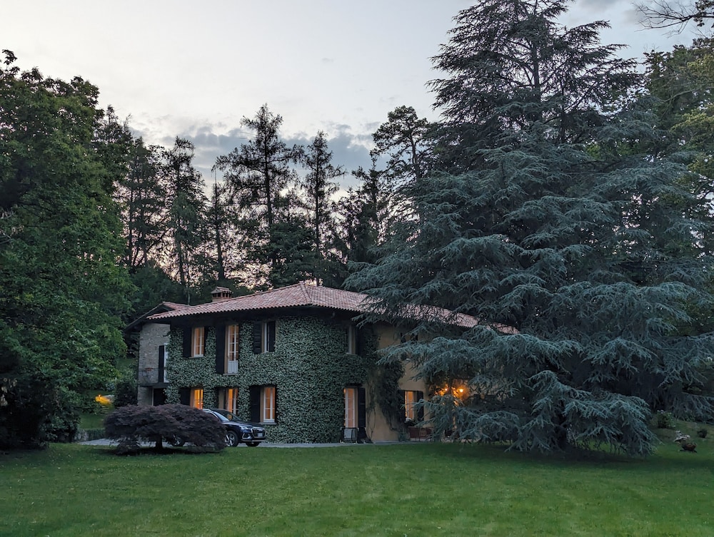 Villa Riva Bellagio With Pool by Rent all Como