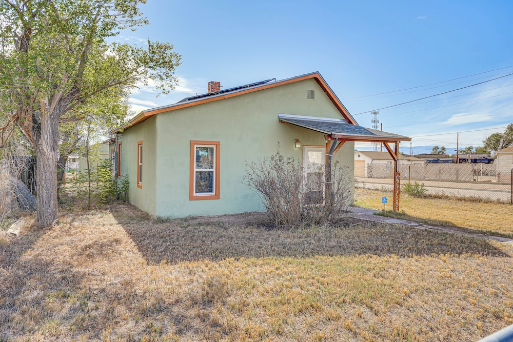 3 Mi to Riverwalk: Mountain-view Pueblo Home! view 3