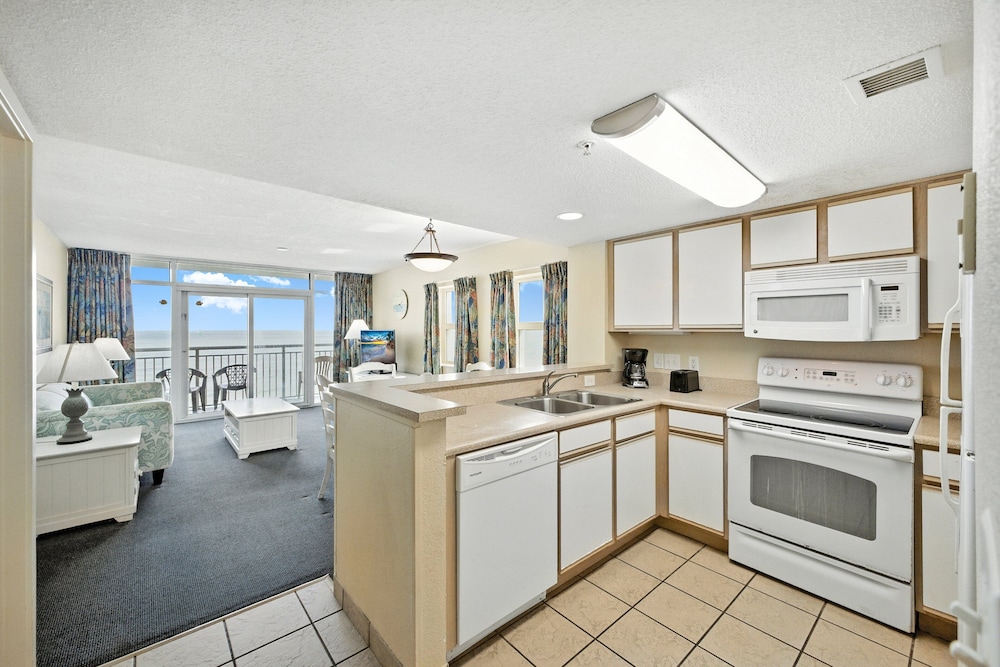 Atlantica 657 2 Bedroom Condo