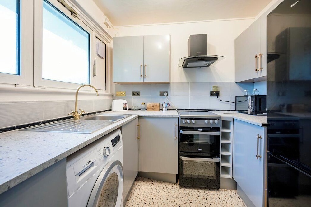 Beautiful 3bed house 7 min to Hyde Park