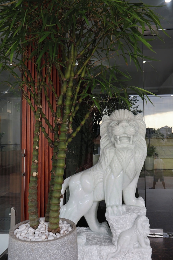 The Grand Diamond C Hotel
