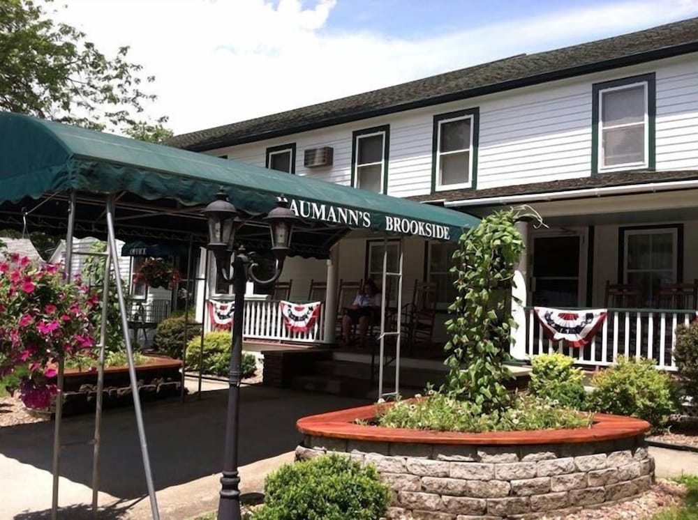 Greenville Vacations - Baumann's Brookside Resort - Property Image 4