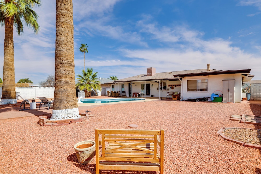 Walk to Golf Club: Sun City Home w/ Private Pool!