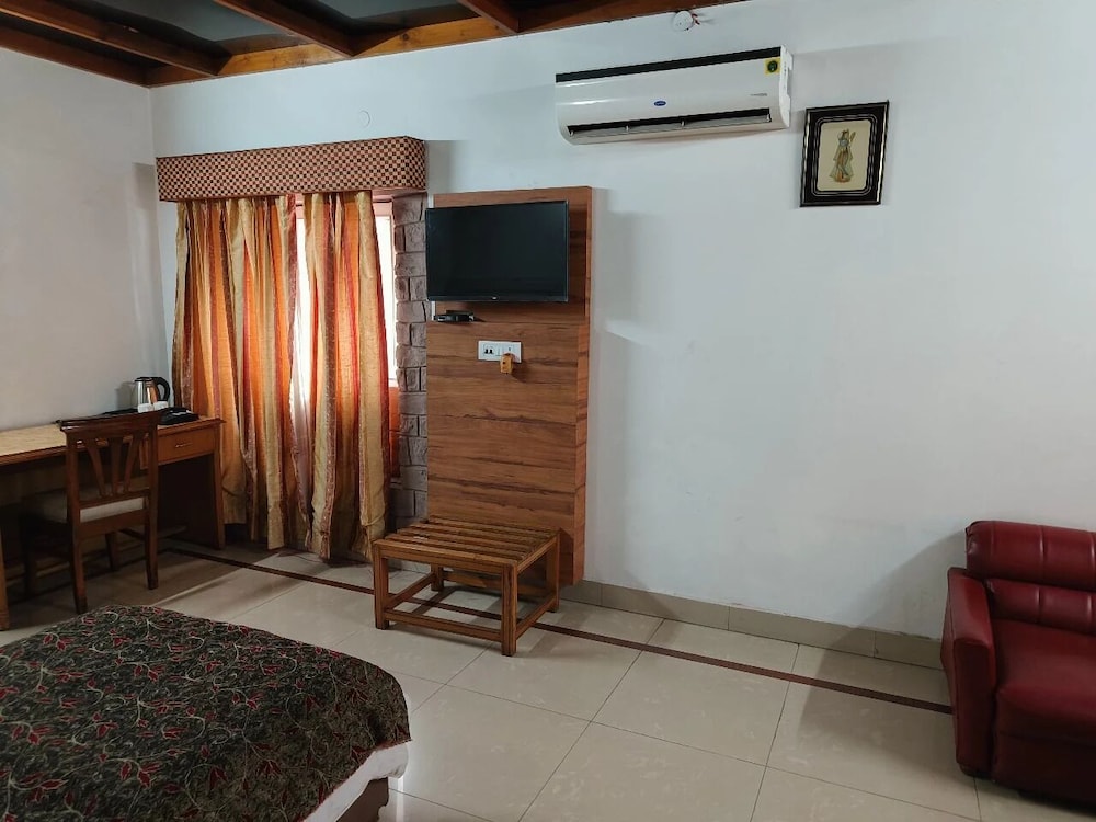 Banjara Resort