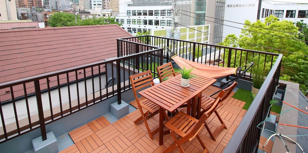 Koru Takanawa Gateway Hostel Cafe&Bar