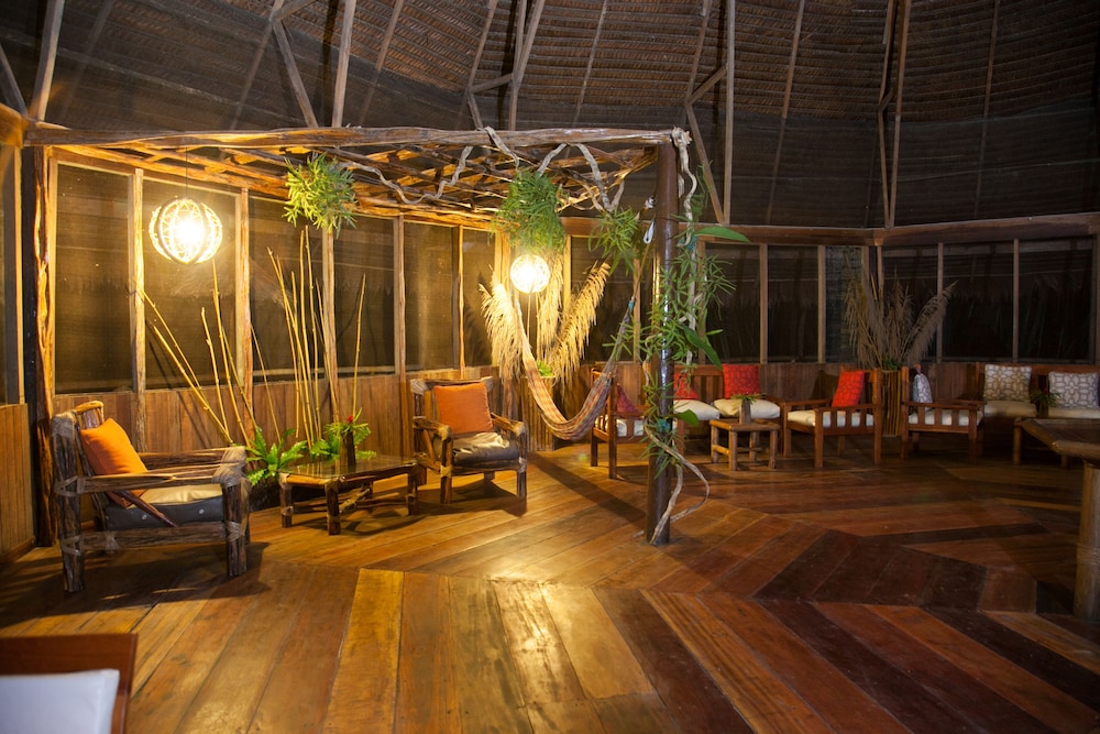 Pacaya Samiria Amazon Lodge