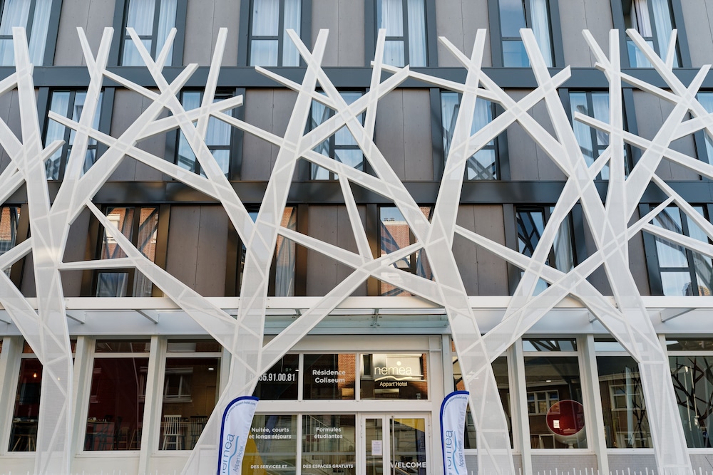 Hotel Nemea Appart Hotel Coliseum Amiens Centre - Image 1