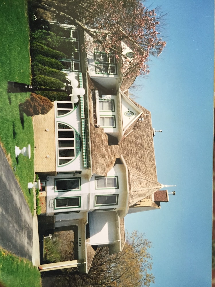 Hotel Chestnut Charm Bed & Breakfast