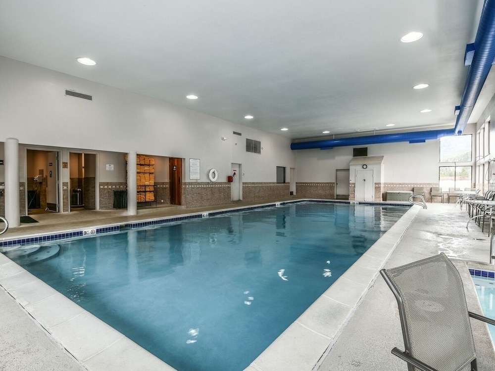 1733 Lenawee 4 Bedroom Condo