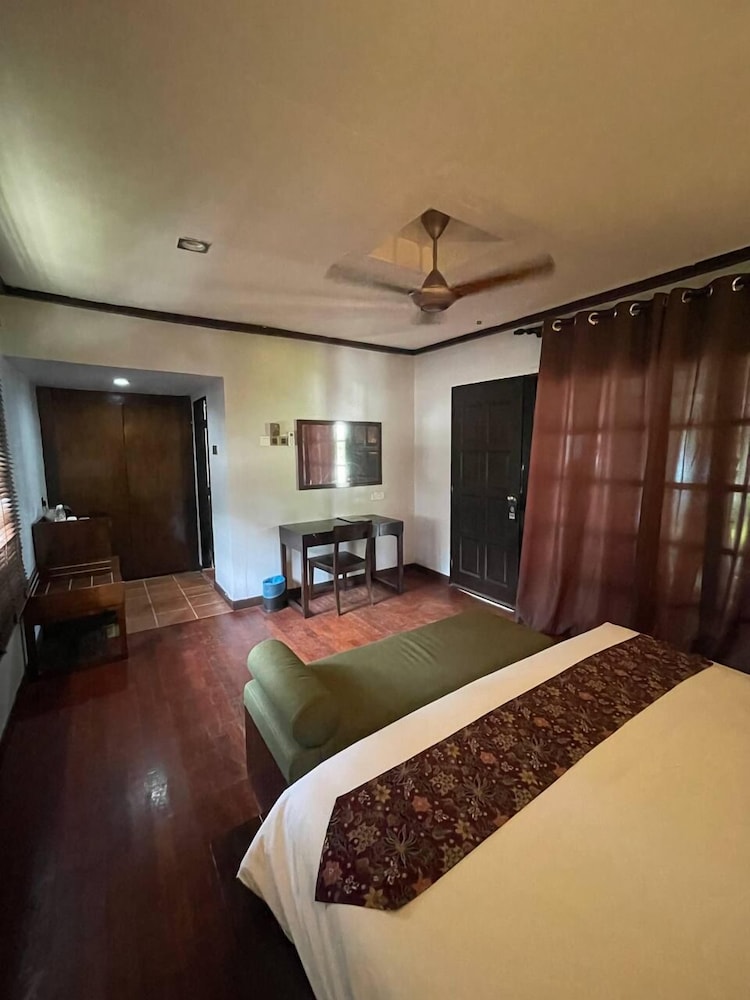 Perhentian Resort Island PIR - BlueStar