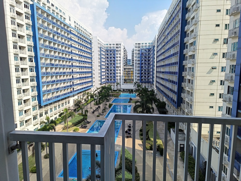 Premiere Haven at Sea Residences
