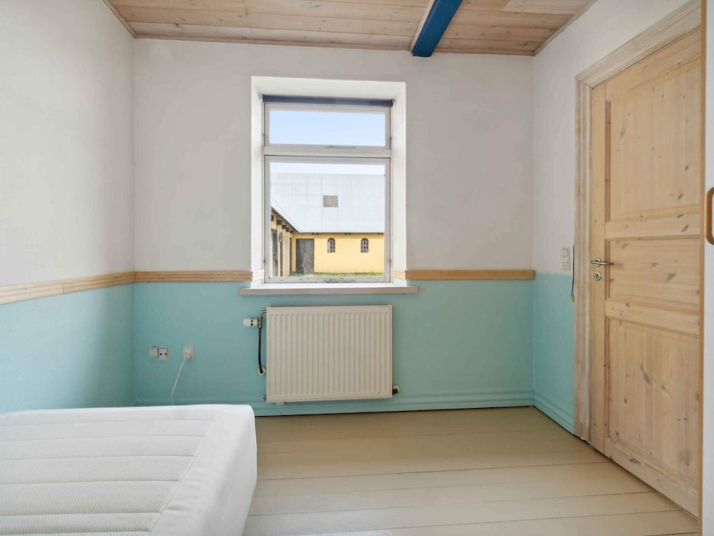 5 Star Holiday Home in Ronne