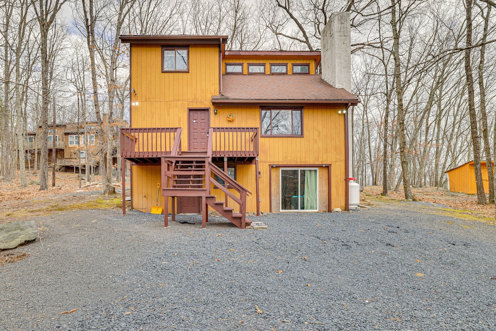 East Stroudsburg Retreat w/ Game Room + Fire Pit! view 5
