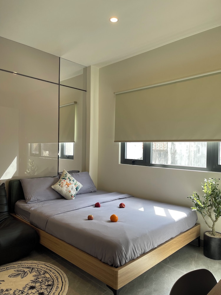 Unite StayCation Le Van Sy