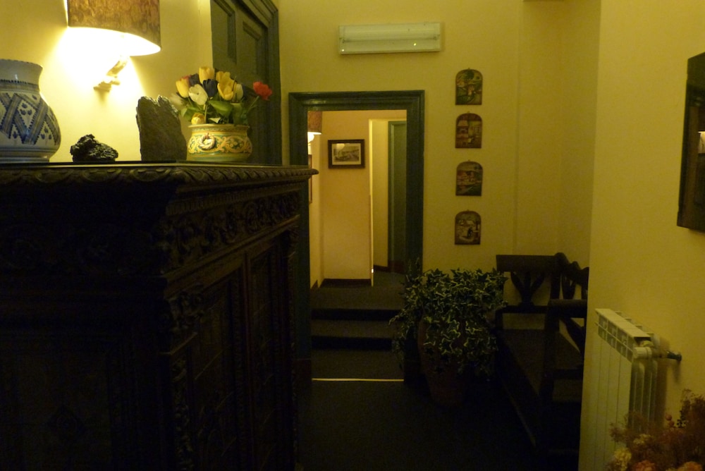 Hotel Etnea 316 - Image 2