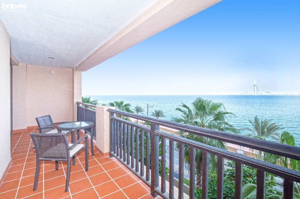 Sea View Super Luxurious Resort at Palm