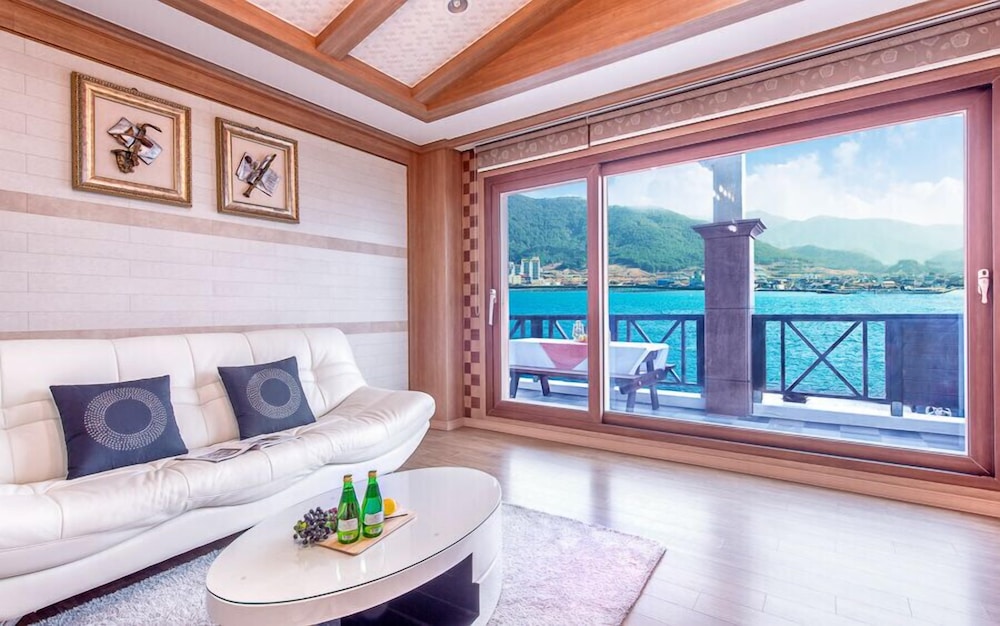 Casa Pension Tongyeong