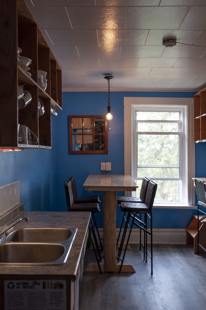 The Arlington Hotel - Hostel