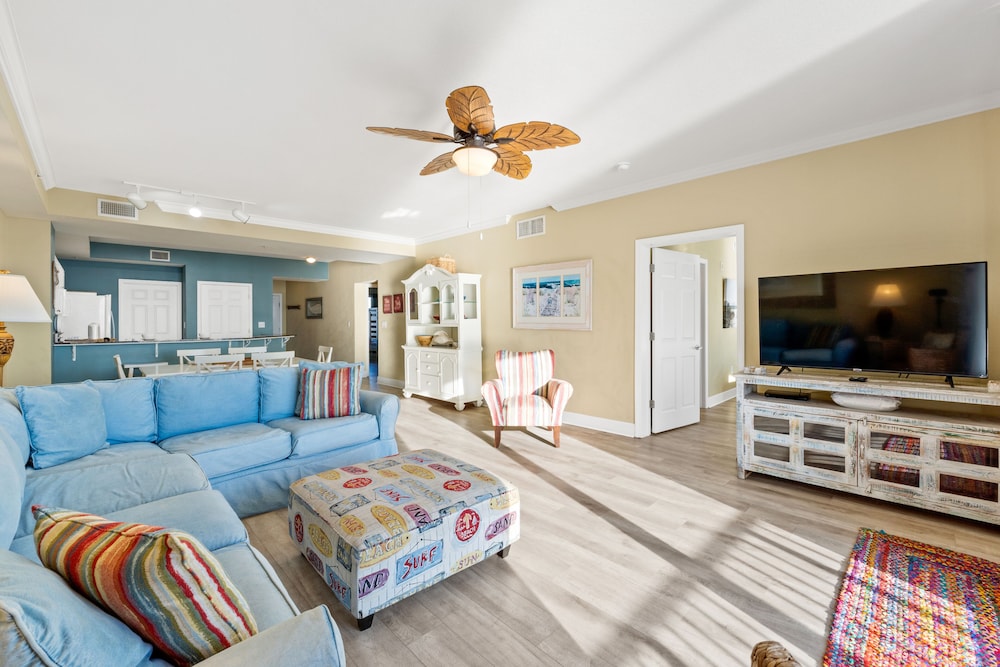 Tidewater by Book That Condo
