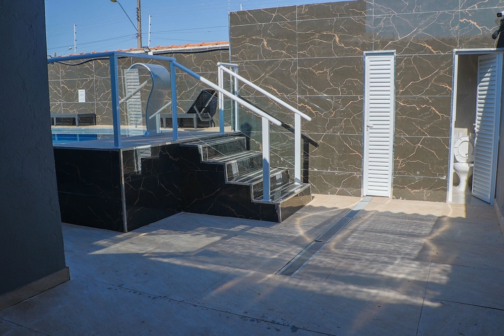 Casa Completa com Piscina e Churrasq pet Friendly