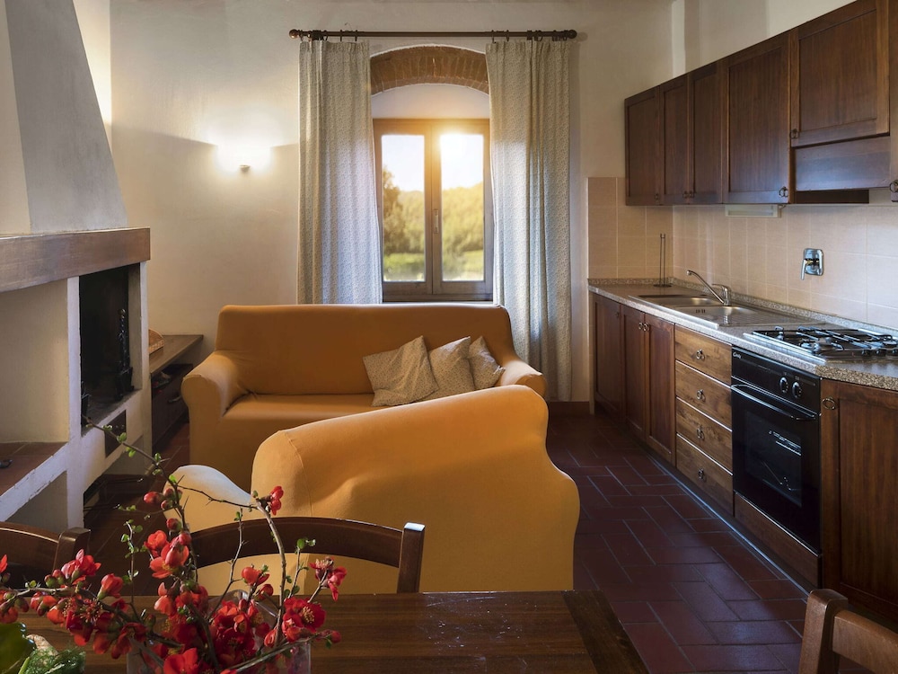 Tuscan Stay in Wine Country view 2