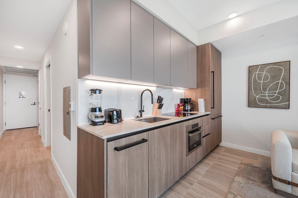 Luxury Condos Near Miami Beach
