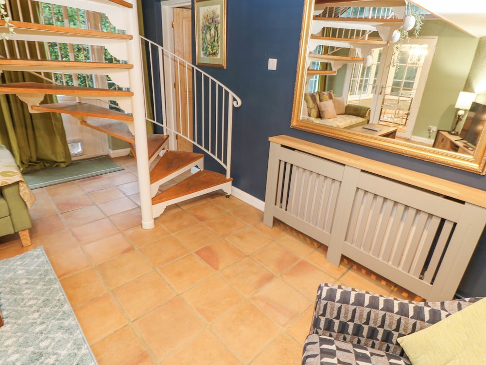 Dowager Cottage