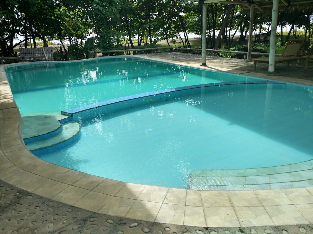 Budi Sun Resort, Maumere - 10